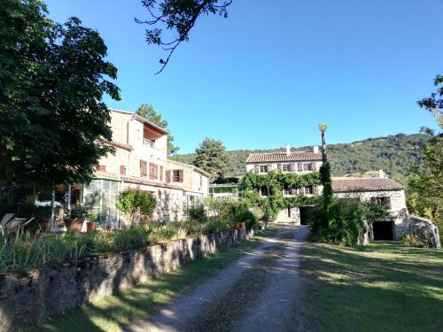 Domaine des Goudis - Accommodation - Bouisse