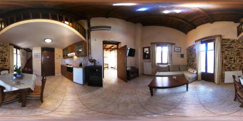 Apartment with Sea View - Split Level image 8