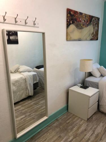 SoBe Hostel & Bar Image 46
