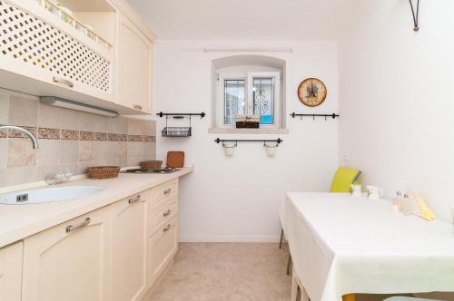 Apartments Carmen & Tosca - image 8