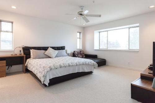 Convenient to Attractions & Close To Airport in Vancouver, Canada