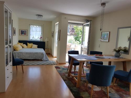 Apartment with Garden View