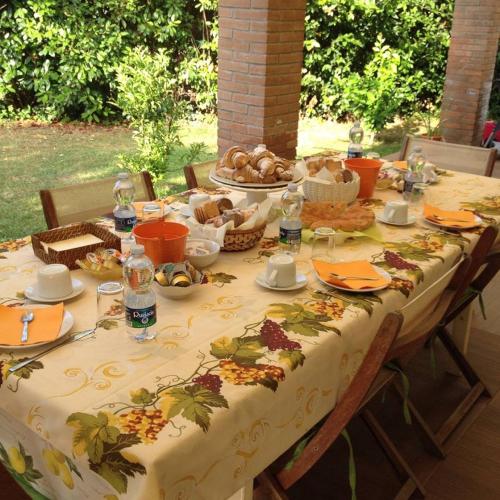 Їжа та напої, Bed&Breakfast La Zagara in П'єтрасанта