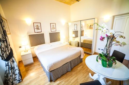 2 twin beds