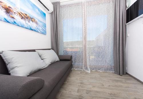 Apartments Ivica - 100m from the sea