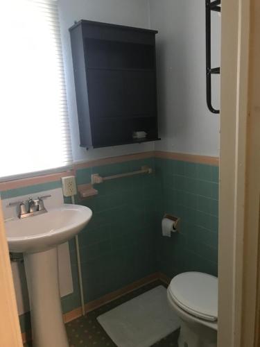 Evergreen Motel
