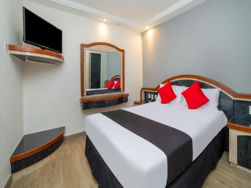 Hotel Monarca in Mexico City, Mexico