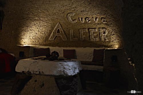 Casas Cueva Alfer