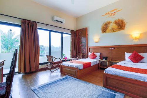 Deluxe Double or Twin Room