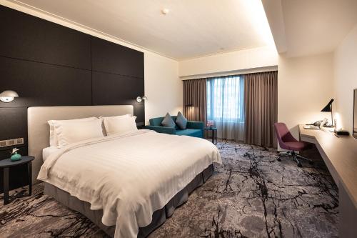 Howard Plaza Hotel Hsinchu near Xinyue Beach