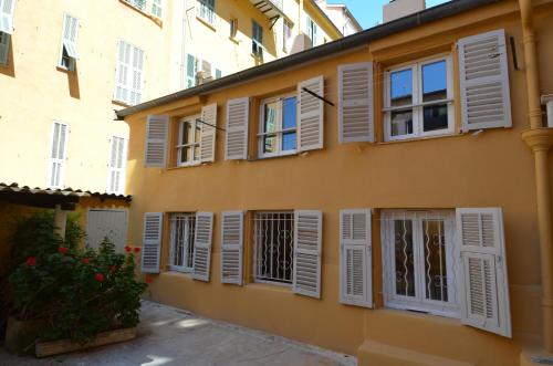 Appartement duplex de charme 4 personnes Quartier du Port a Nice