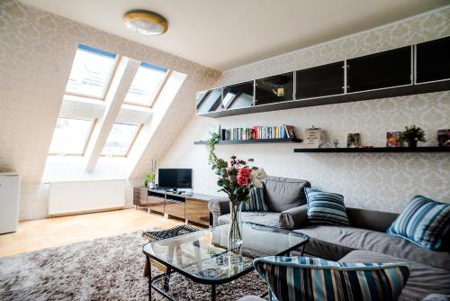 Hollo Apartment - PRIVATE GARAGE - A/C, Budapeszt