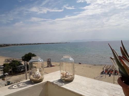  Roof Top Beachfront studio close Athens Airport in Artemida