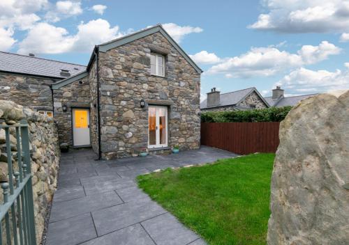 Cae Mawr, Rowen, North Wales