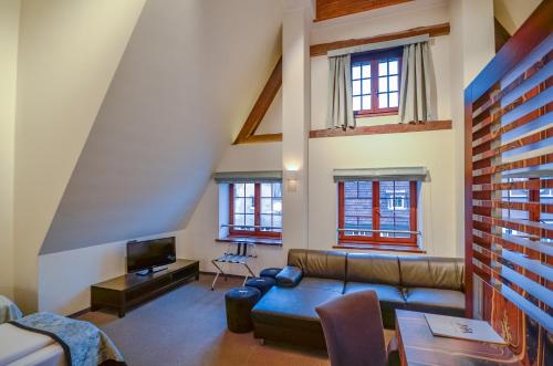 Celestin Residence - main image