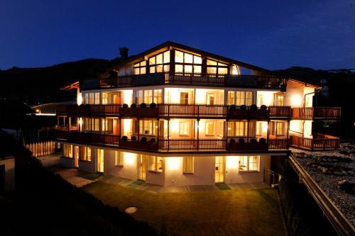 B&B Kitzbühel - Suiten Am Schloss - Bed and Breakfast Kitzbühel