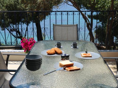  Seafront Loft in Akti Elia in Elia