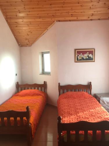 Maro Guest House