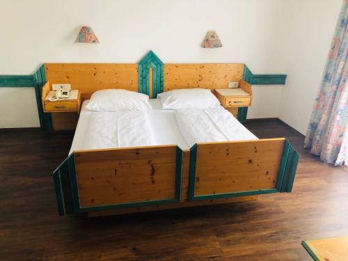 Hotel Krone – Oberperfuss, IL