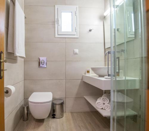 Aloni Studios & Apartments, Атанион (фото 7)