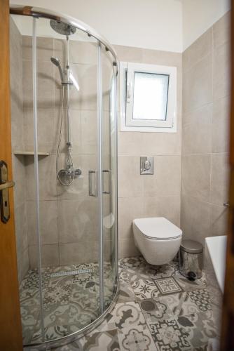 Aloni Studios & Apartments, Атанион (фото 10)