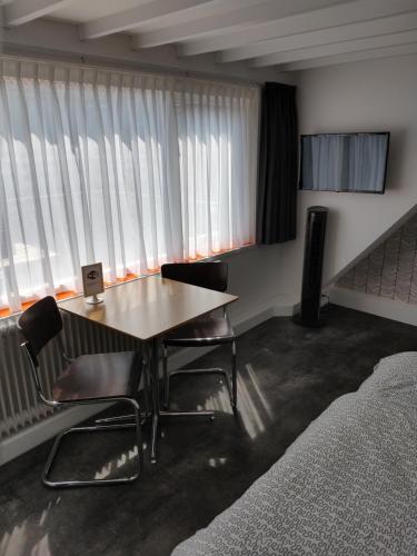 Hoogland aan Zee - image 7
