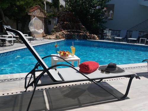 Pegasus Hotel - image 7