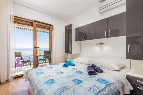 Apartments Davor - image 4