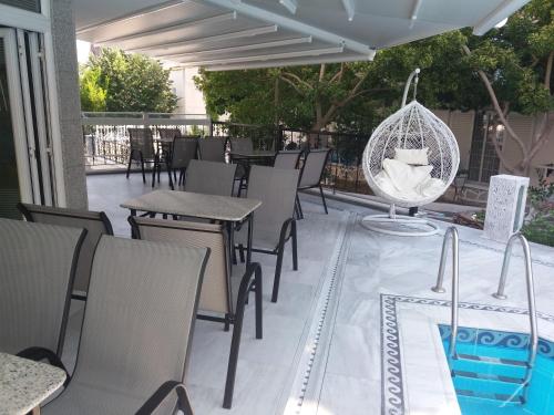 Pegasus Hotel - image 14