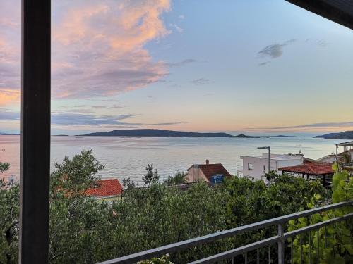 Hugh luxury house with 3 big terrace and sea view
