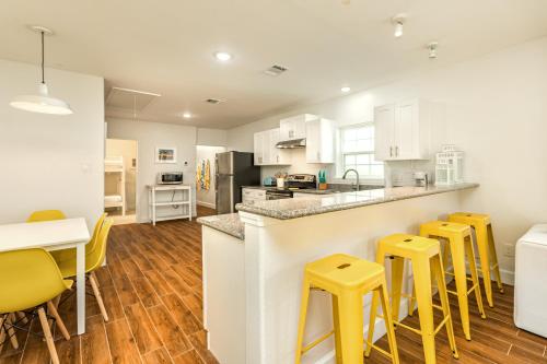 The Beachin' Bungalow - image 4