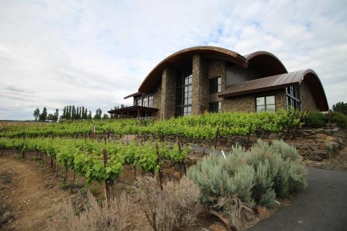 Columbia River Gorge Retreat at Cave B Ridge - image 6