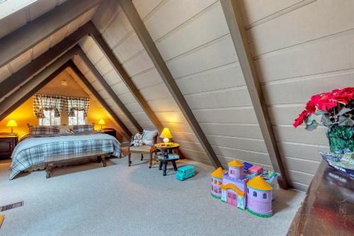 Top of the Pines - image 7