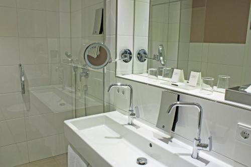 Hotel Bayerischer Hof - image 4