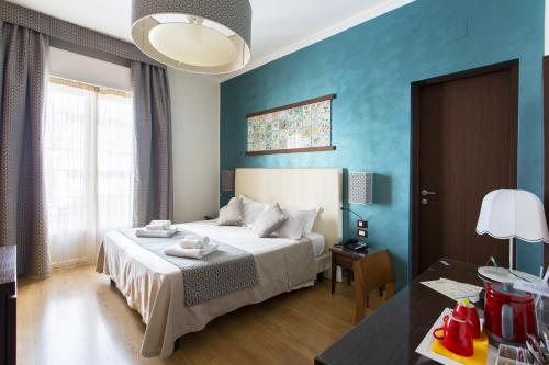 Superior Double or Twin Room image 10