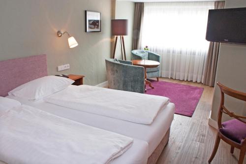 Hotel Bayerischer Hof - image 13