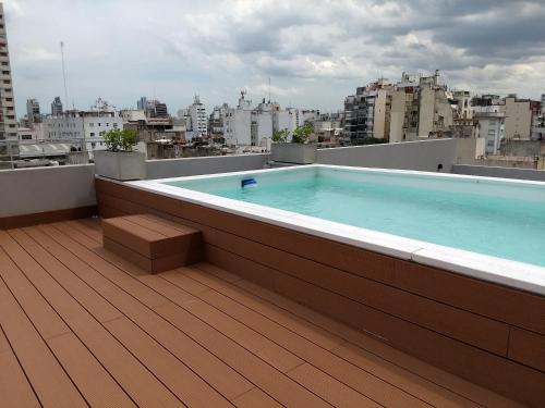 Studio Apartment image 9