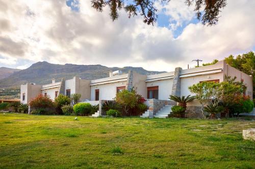 Amatu Villa (Jupiter) in Lefki