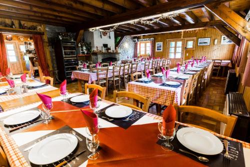 Restaurant, Restaurant Gautard - Chambres d'hotes Les Tavaillons in Thorens-Glieres