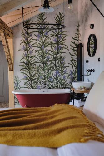 Monastery Garden Bistro & Rooms - image 12