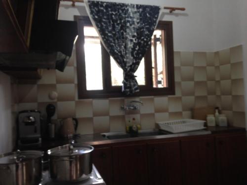  Mimis House in Leonidi