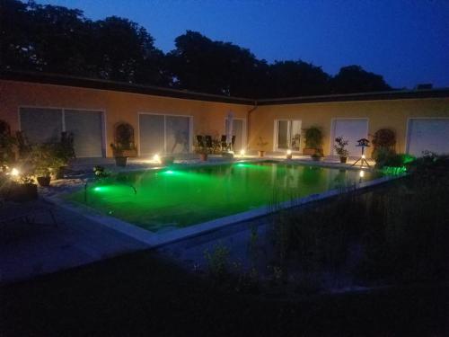 Bassein, Ferienhaus zum Imker in Velten