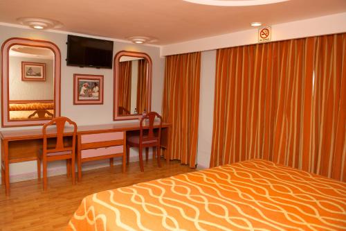 Hotel Cuba – Mexico City, CT