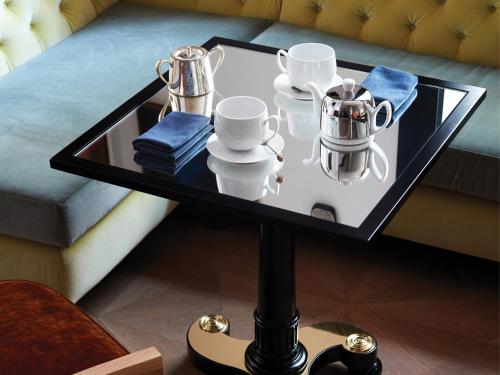 202070486 Maison Metier, in the Unbound Collection by Hyatt