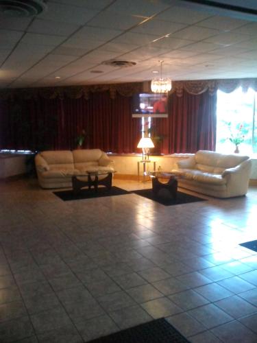 Regency Inn Richmond - image 4