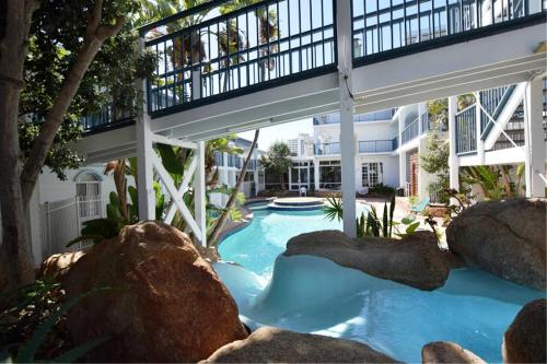 West Beach Lagoon 211 – Great Views