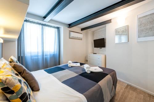 Modern Loft by the Tiber IREX Apartment, Rom (Foto 9)