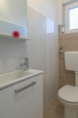 Premium 100m2 sea view apartment