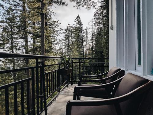 A Hotel Com Lemon Lodges Guest House Nathia Gali Pakistan