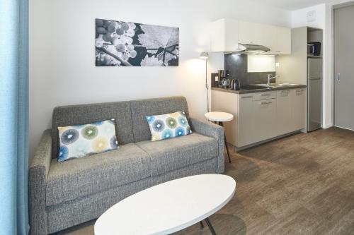 1 double bed, 1 sofa bed